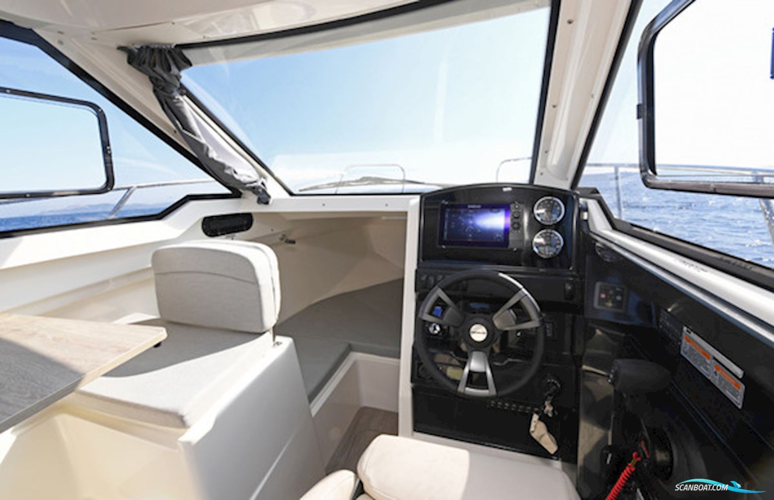 Quicksilver Activ 675 Weekend med F200 Mercury DS XL V6 - INKL. udstyr - KAMPAGNE PRIS