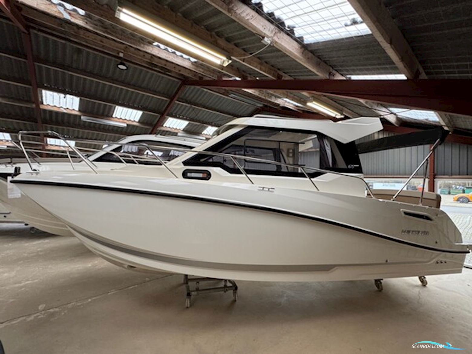 Quicksilver Activ 675 Weekend Med F200 Mercury DS XL V6 - Med Flot Udstyr
