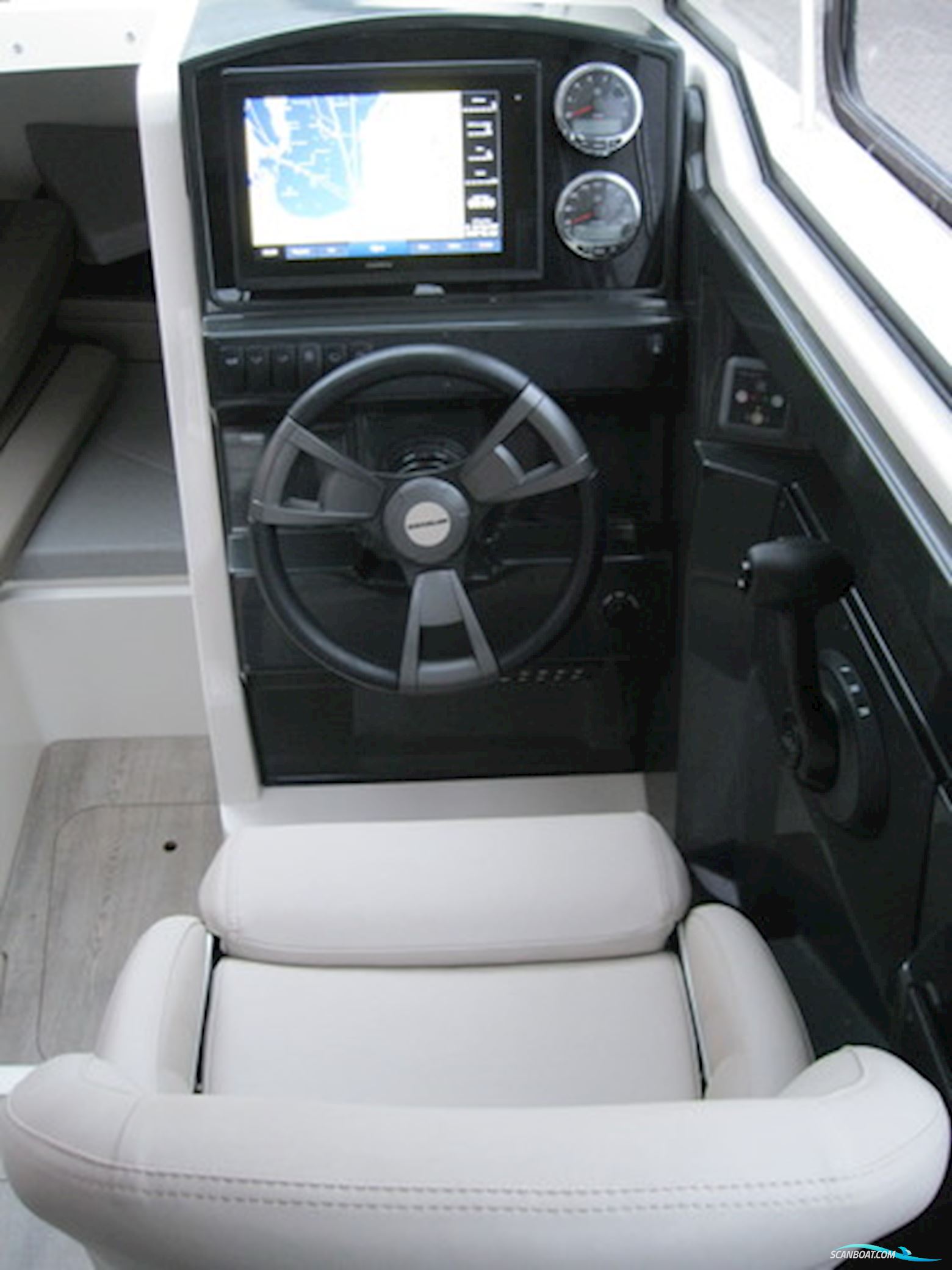 Quicksilver Activ 675 Weekender m/Mercury F150 hk XL Pro XS 4-Takt