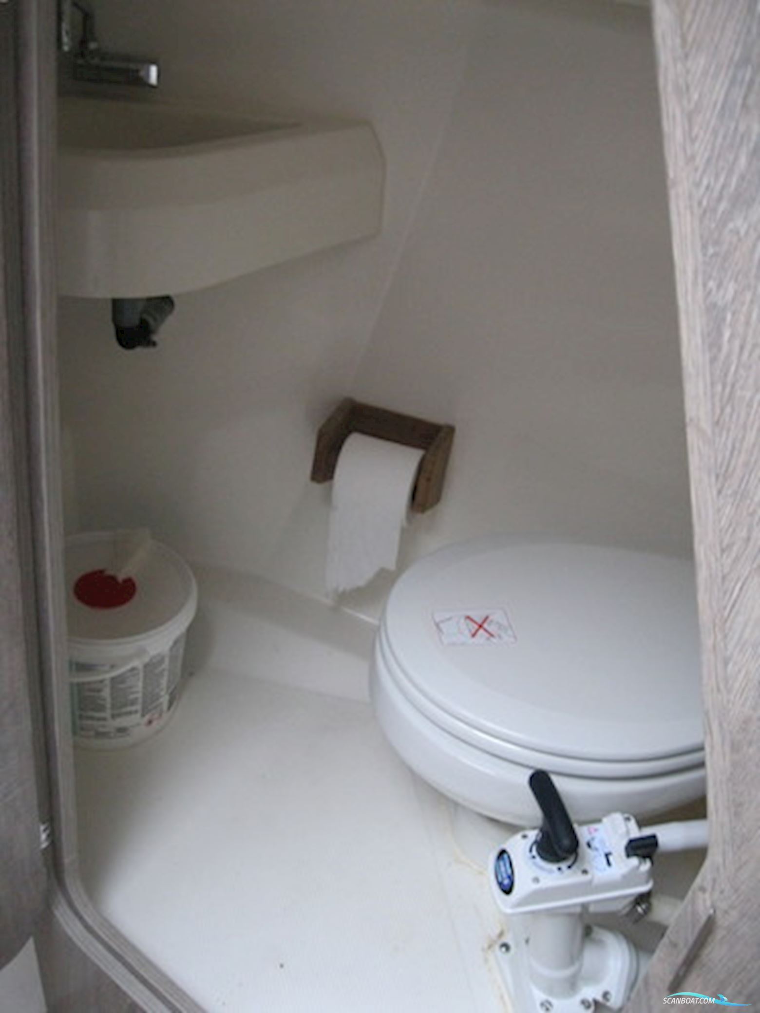 Quicksilver Activ 675 Weekender m/Mercury F150 hk XL Pro XS 4-Takt