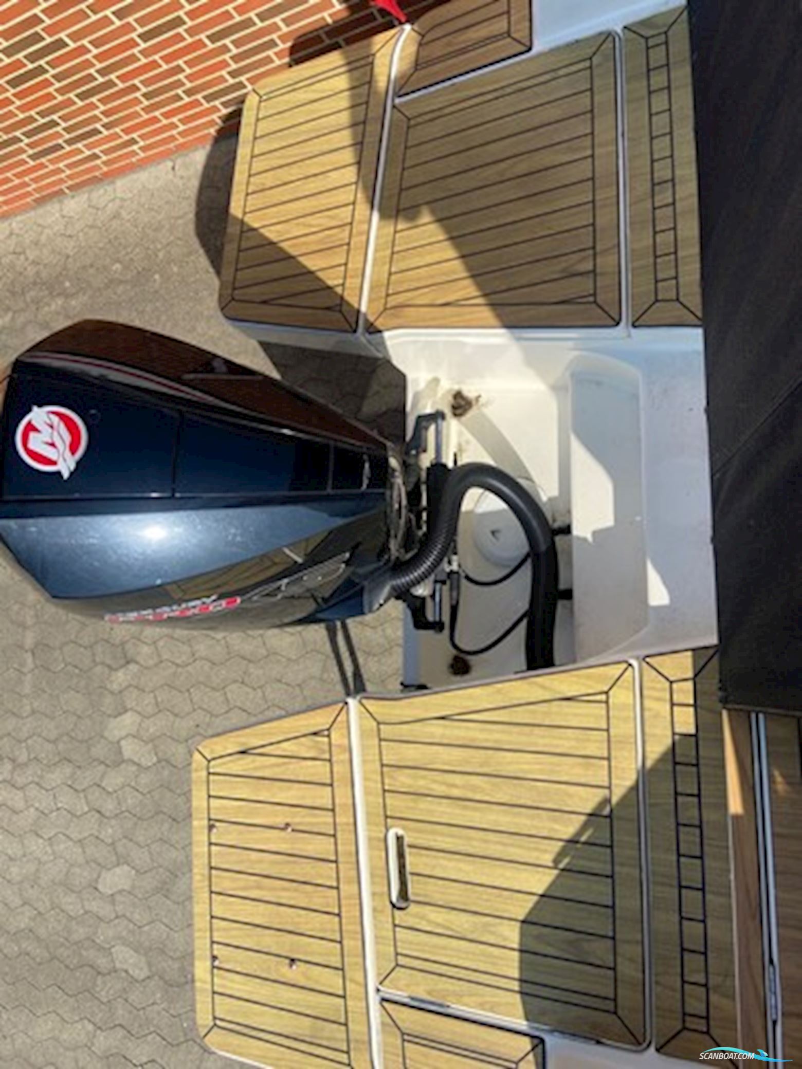 Quicksilver Activ 755 Cruiser m/Mercury F250 hk Pro XS 4-takt og Brenderup trailer