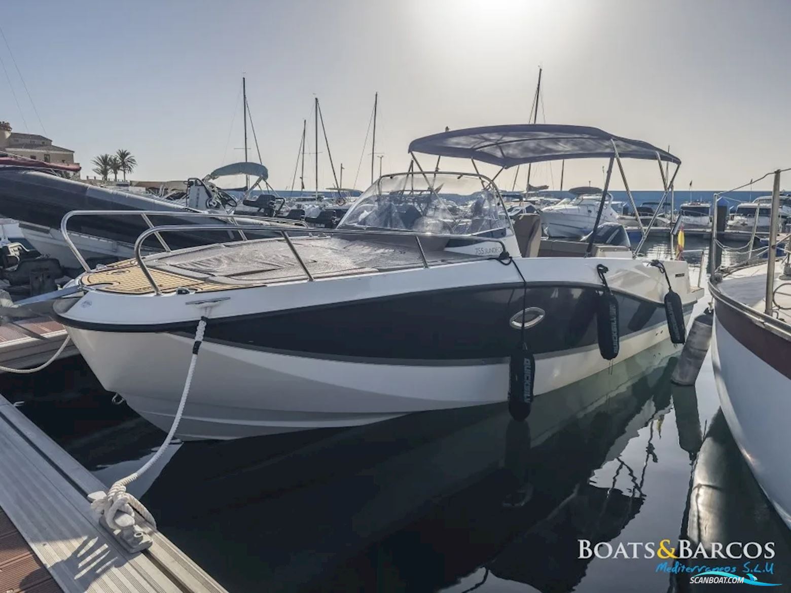 Quicksilver Activ 755 Sundeck Motorboot 2024, mit Mercury motor, Spanien