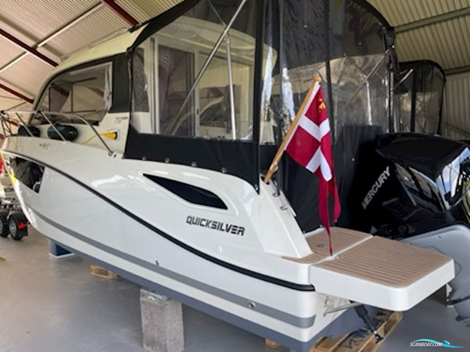 Quicksilver Activ 755 Weekend Med Mercury F300 V8 Motorboot 2023, mit Mercury motor, Dänemark