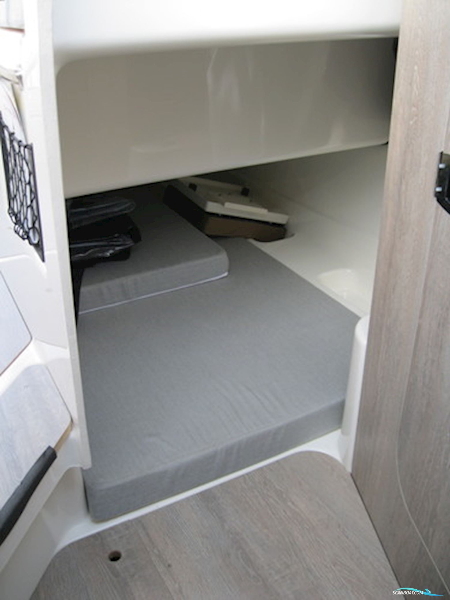 Quicksilver Activ 755 Weekender m/Mercury F250 hk DTS V8 - NU NEDSAT KR. 80.000,- - som ny kun sejlet 5 timer !