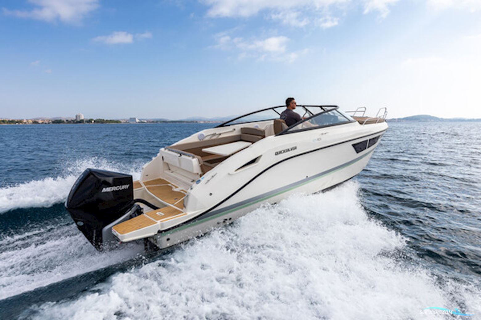 Quicksilver Activ 805 Cruiser m/Mercury F400 hk V10 Verado - EFTERÅRSKAMPAGNE ! Motorboot 2025, Dänemark