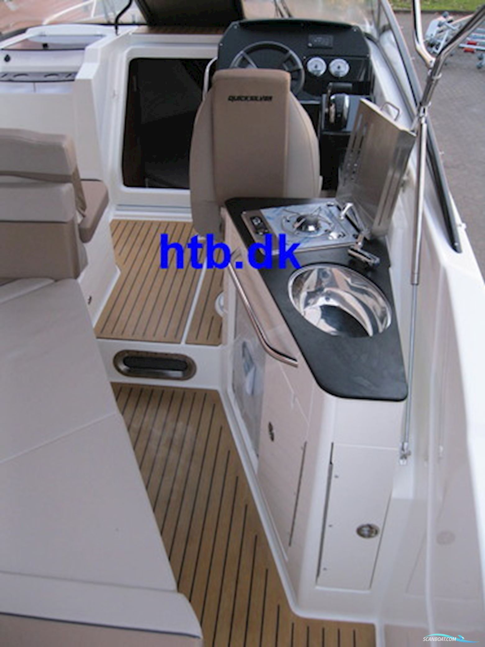 Quicksilver Activ 805 Cruiser m/Mercury F400 hk V10 Verado