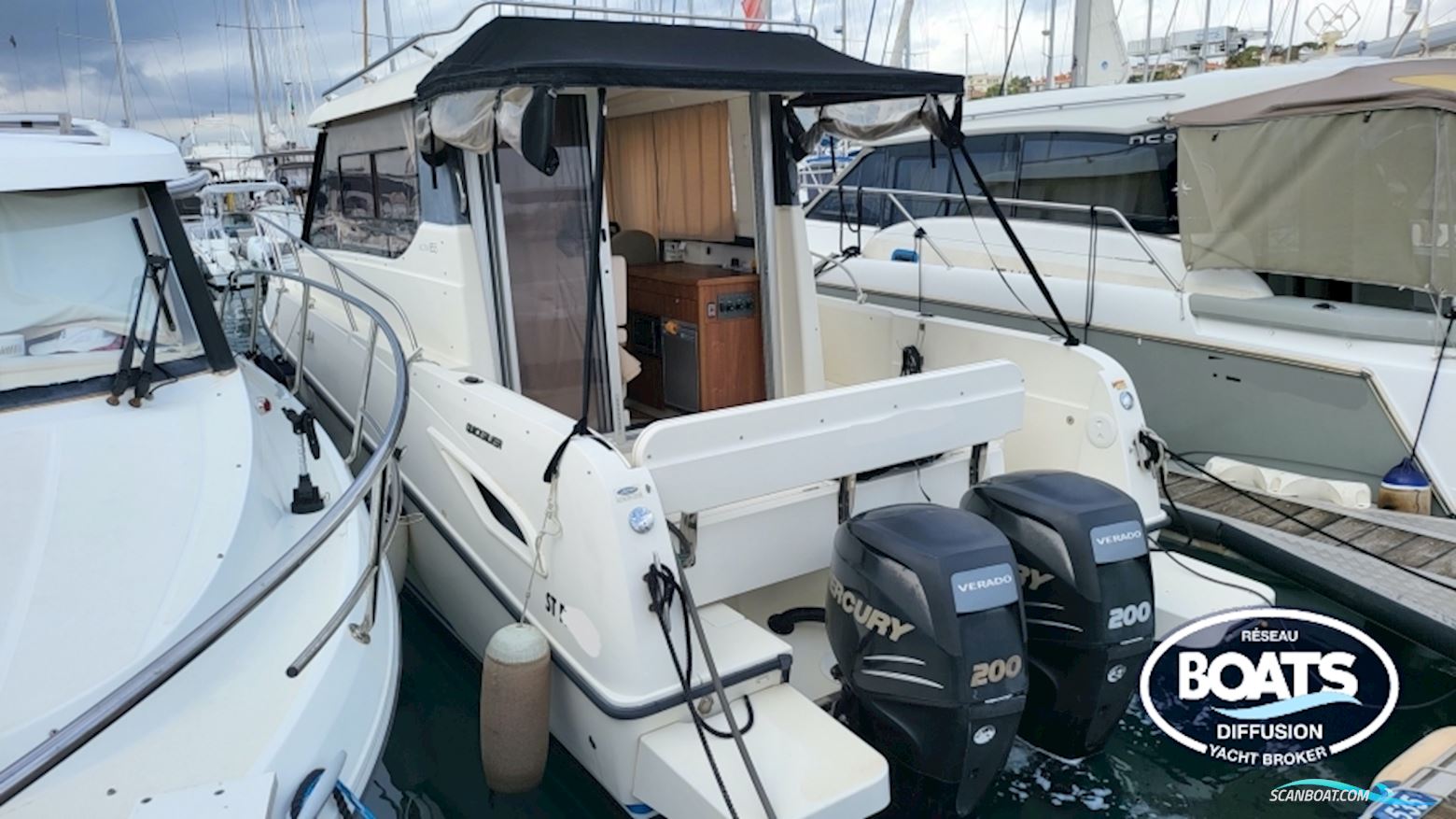 Quicksilver Activ 855 Cruiser Motorboot 2015, mit Mercury motor, Frankreich