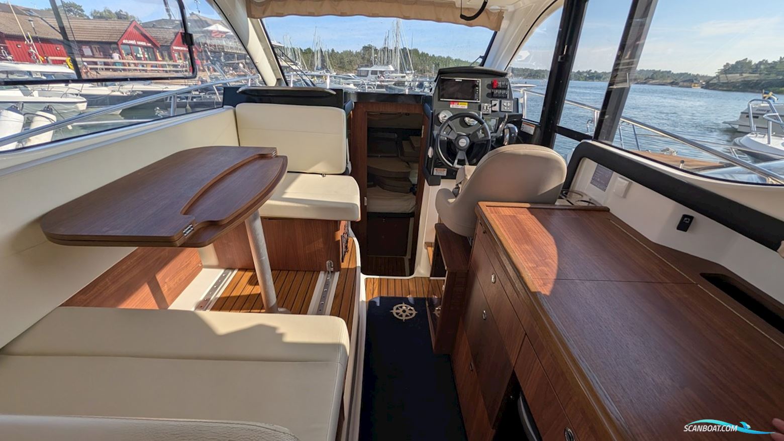 Quicksilver ACTIV 855 CRUISER