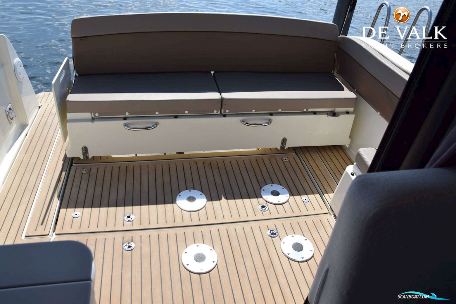 Quicksilver Activ 905 Weekend