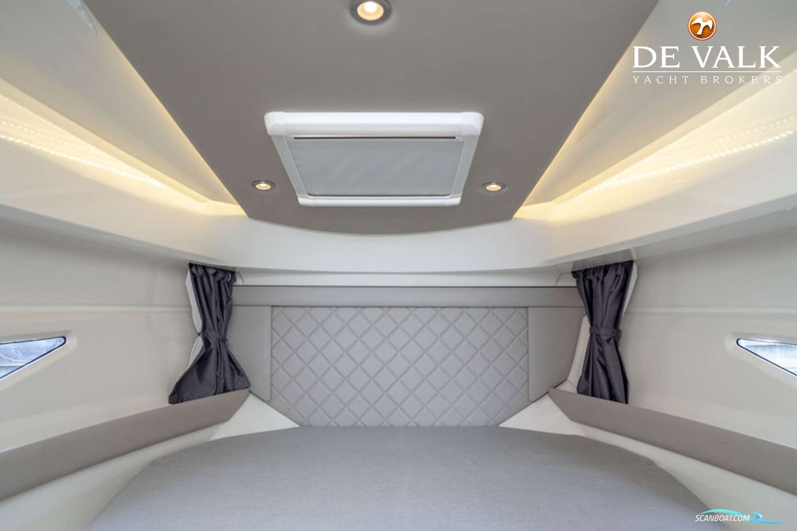 Quicksilver Activ 905 Weekend