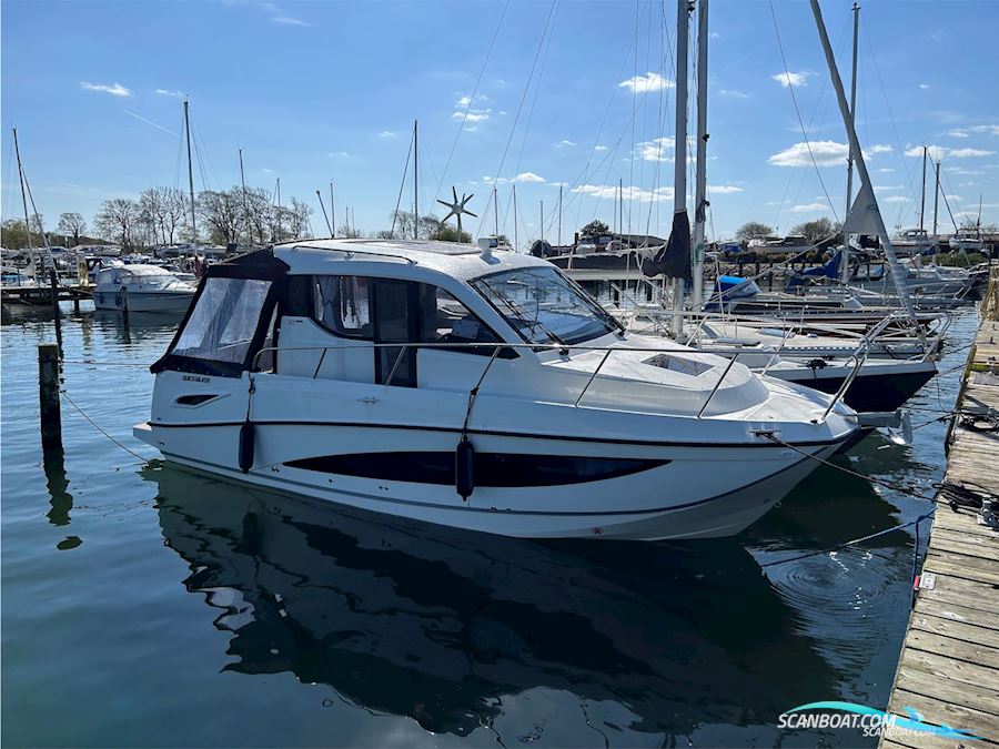 Quicksilver Activ 905 Weekend