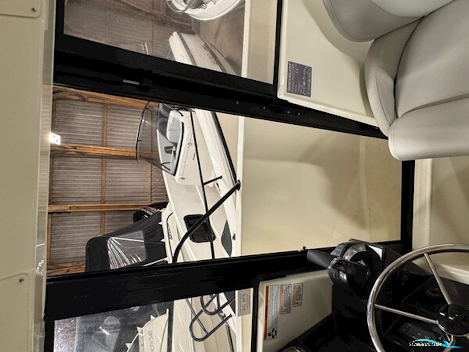 Quicksilver Captur 705 Pilothouse med 225 hk Mercury-EFI DS 3,4L V6 XL - alt i udstyr.