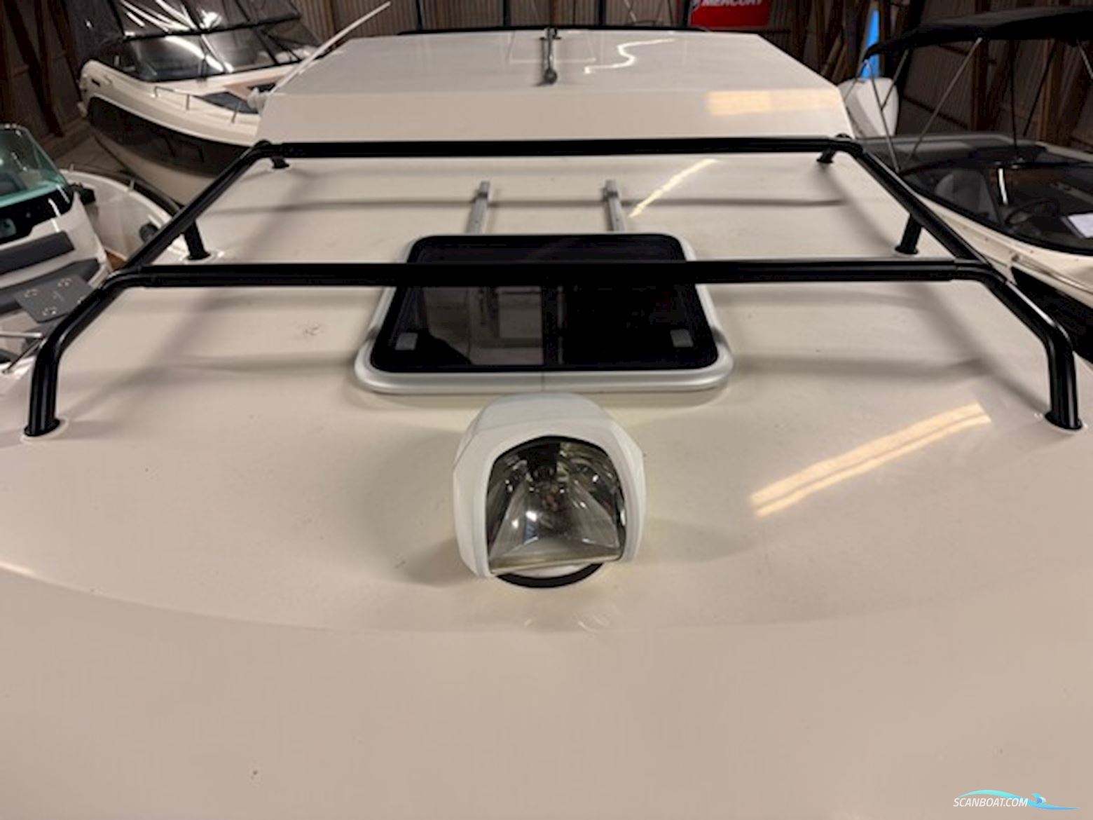 Quicksilver Captur 705 Pilothouse Med 225 hk Mercury-Efi DS 3,4L V6 XL - Alt i Udstyr.