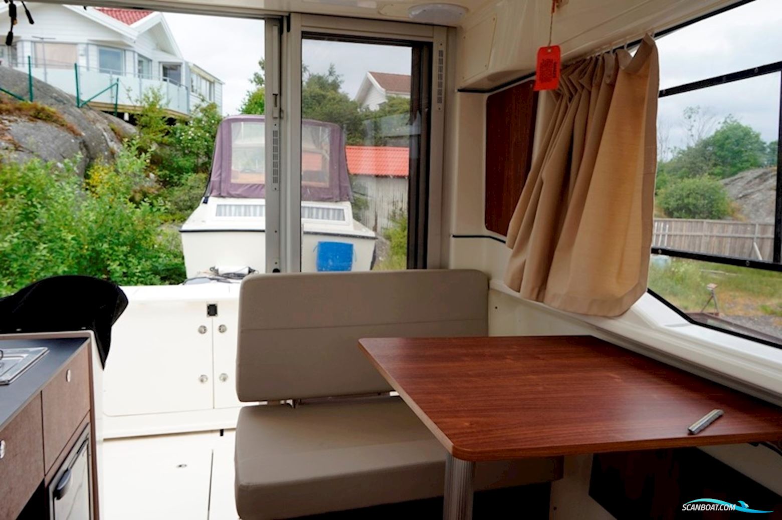 Quicksilver Captur 905 Pilothouse