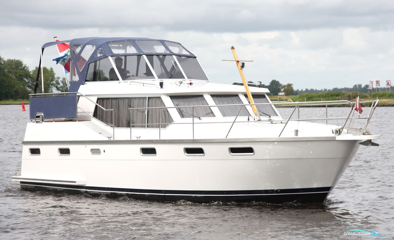 Radius 38 AK Motorboot 1997, mit Volvo Penta motor, Niederlande
