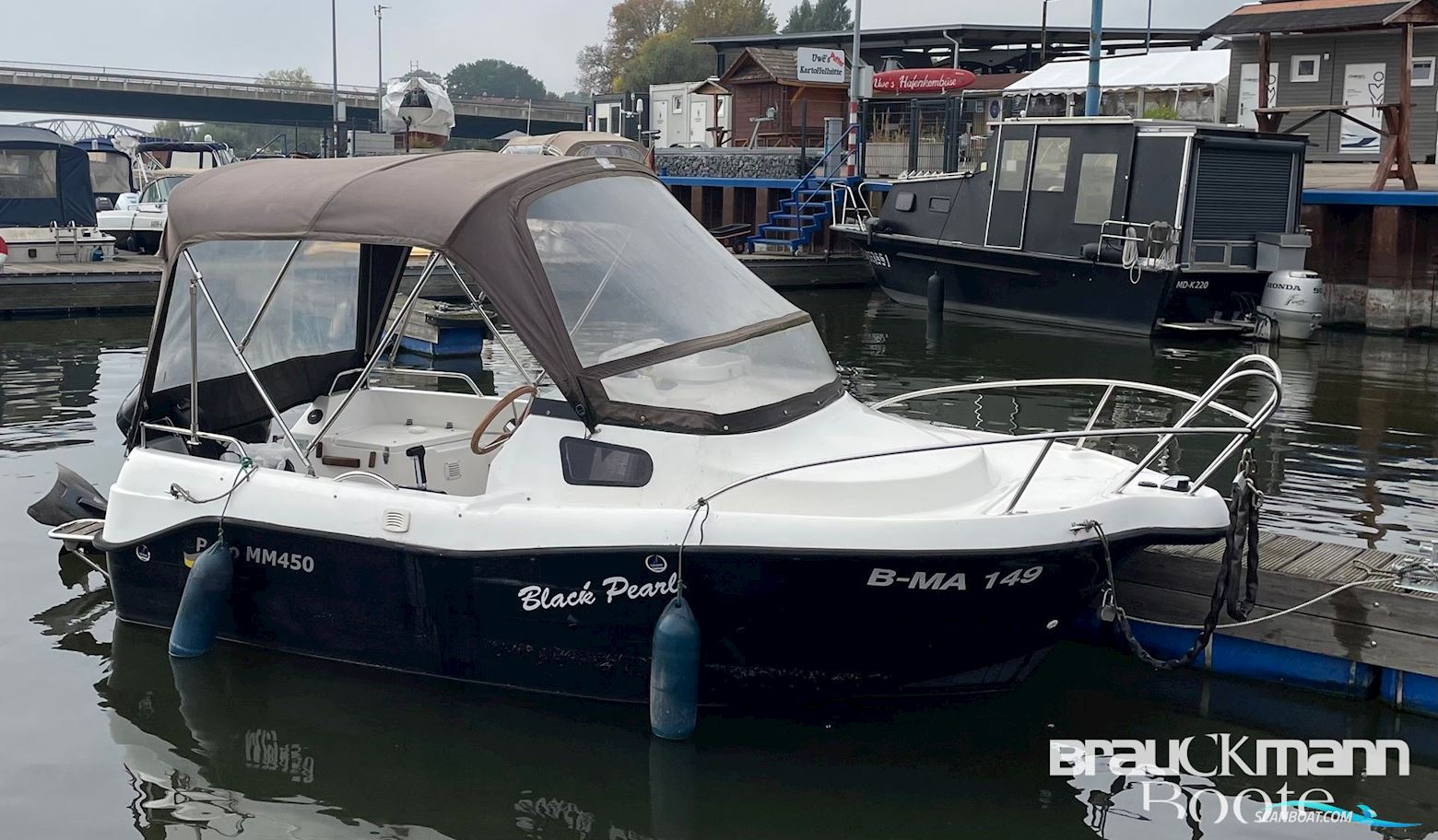 Rajo 450 Cabin