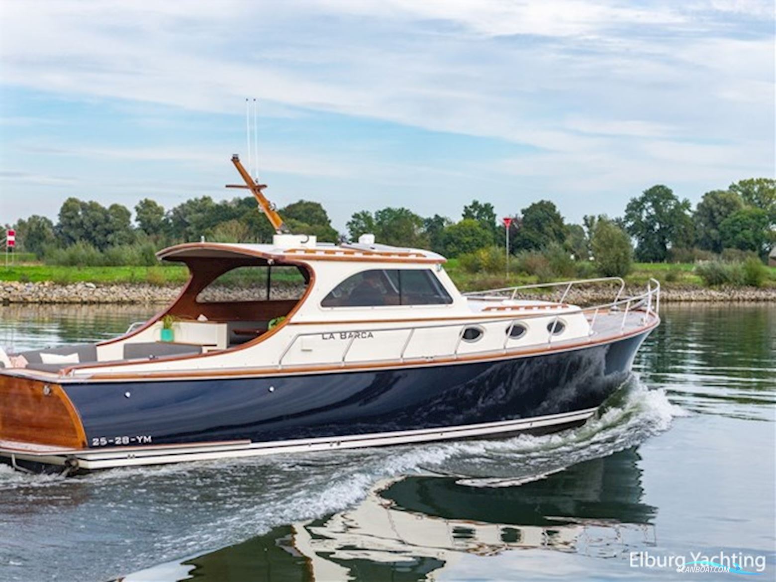 Rapsody 40 Offshore