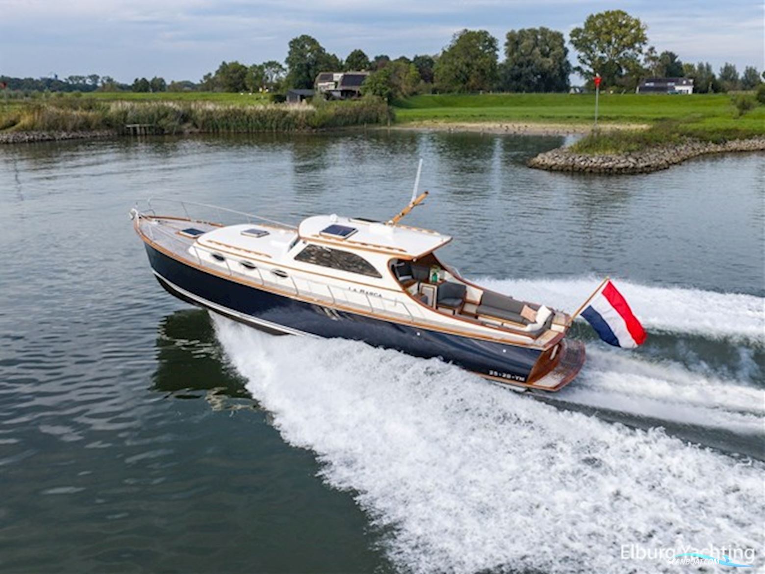 Rapsody 40 Offshore