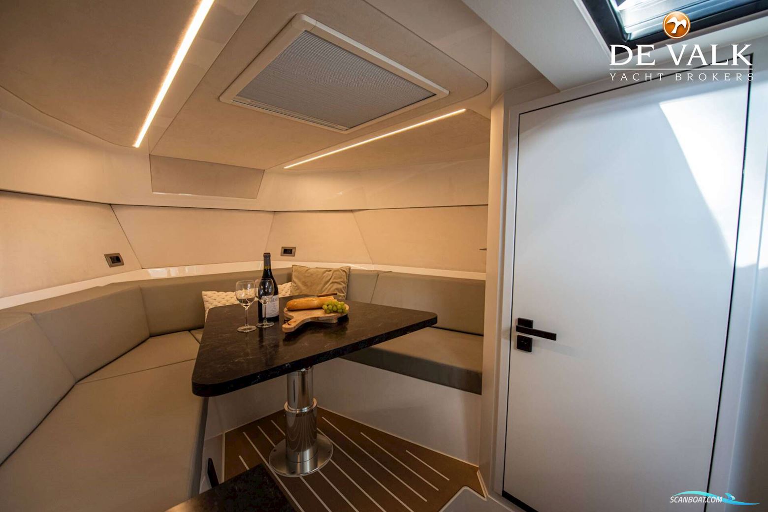 Reborn 38 Cabin