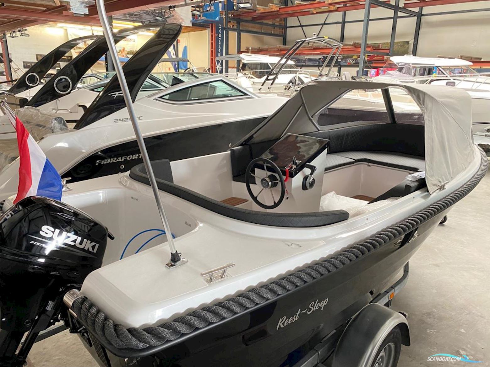 Reest Sloep 520 Motorboot 2023, mit Suzuki DF15Arl (Injectie, el. Gestart) motor, Niederlande