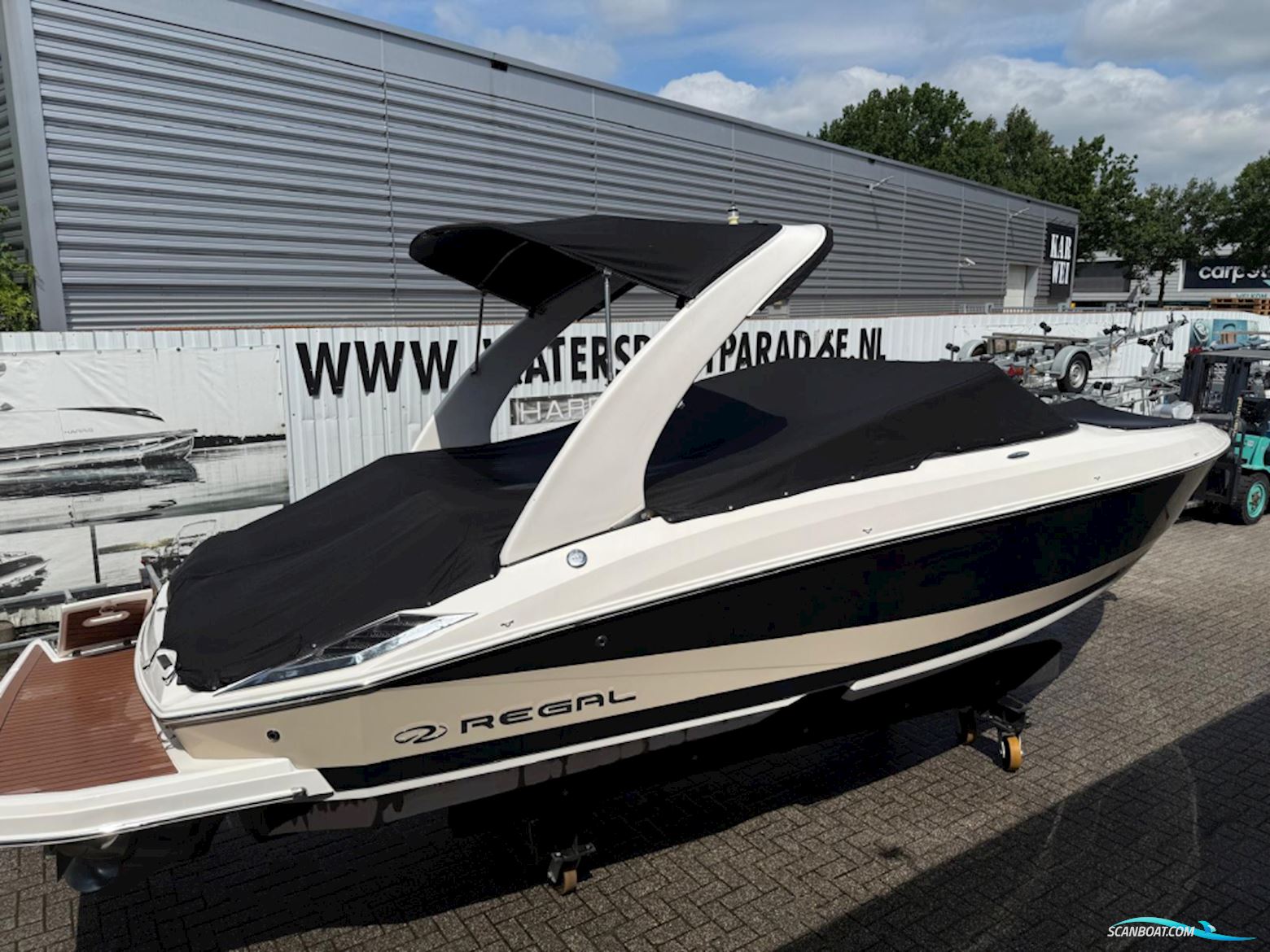Regal 2500 Bowrider
