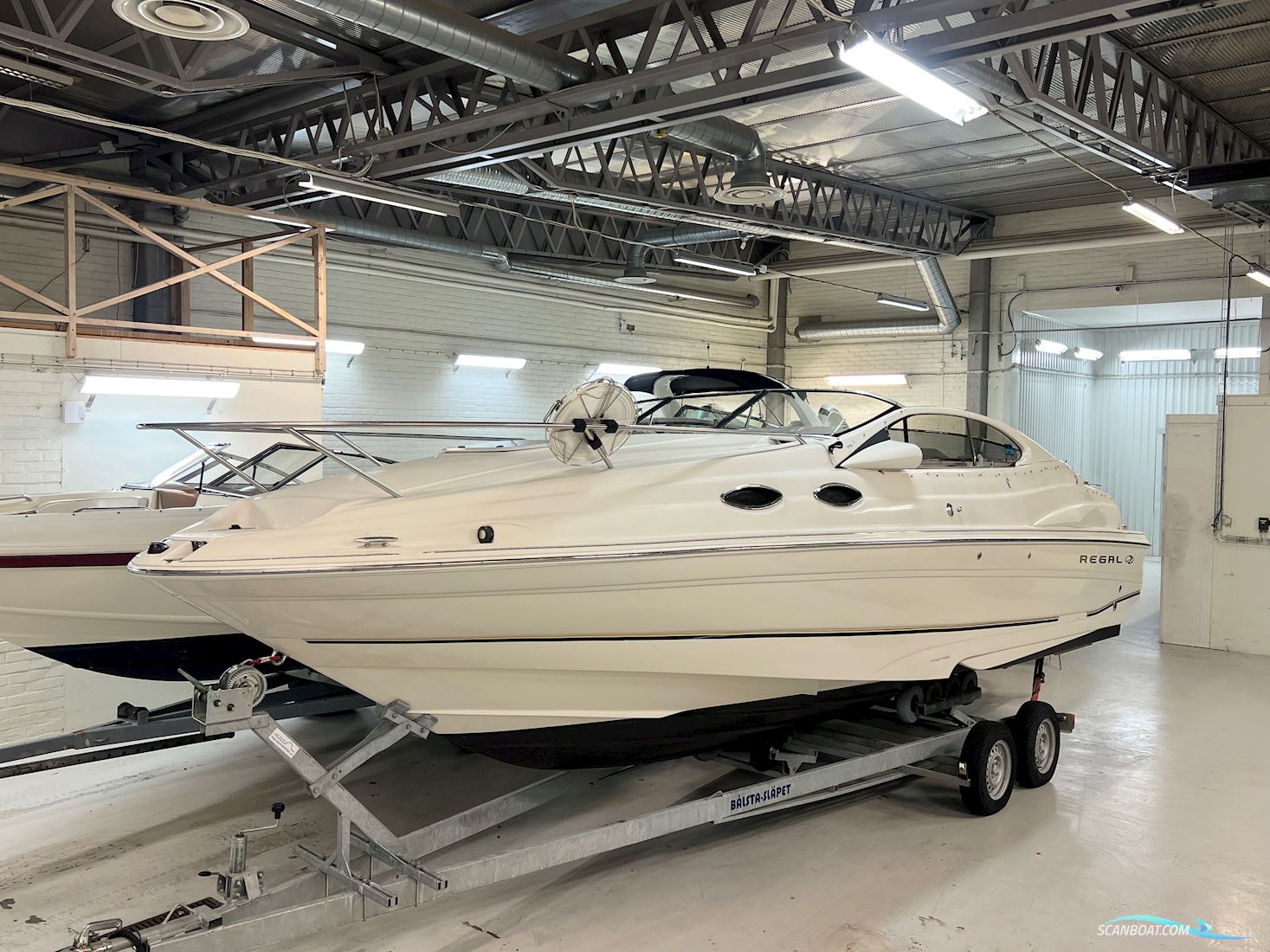 Regal 2550 Lsc Motorboot 2000, mit Volvo Penta 5.0 GI motor, Sweden