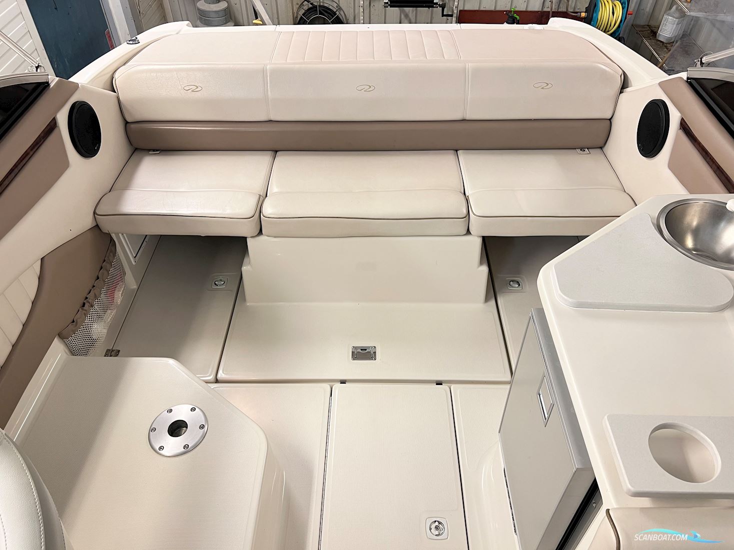 Regal 2550 Lsc
