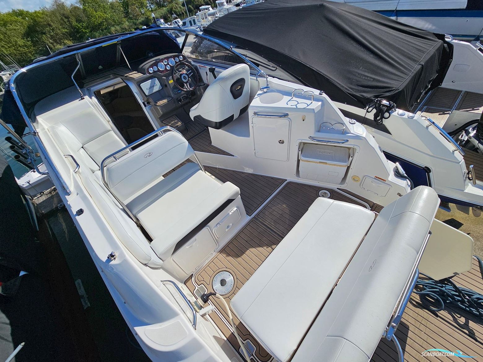 Regal 2565 Window Express