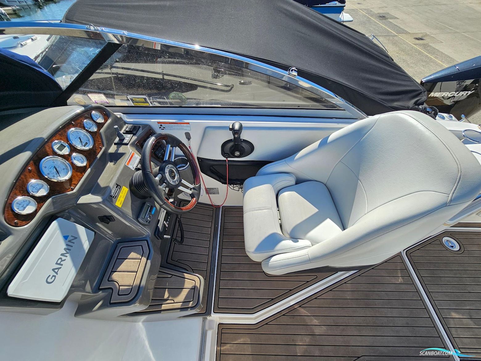 Regal 2565 Window Express