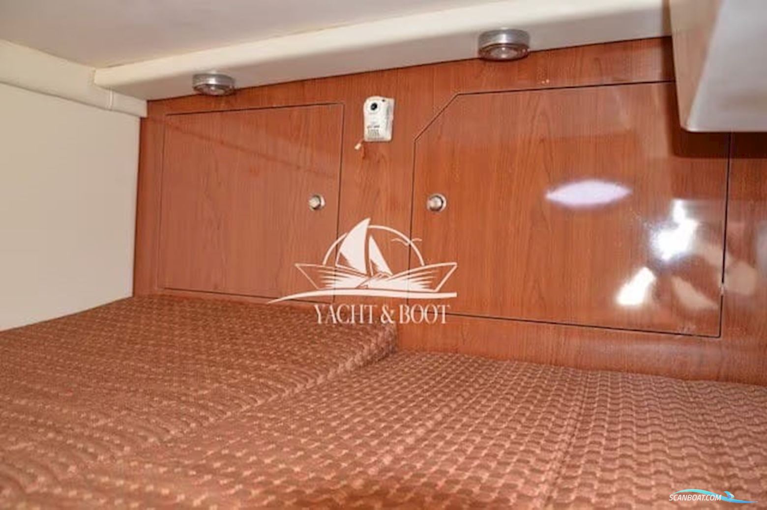 Regal 2565 Window Express