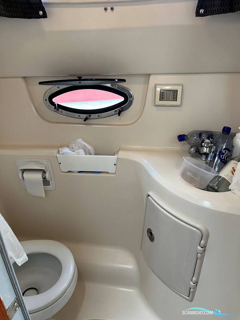 Regal 2565 Window Express