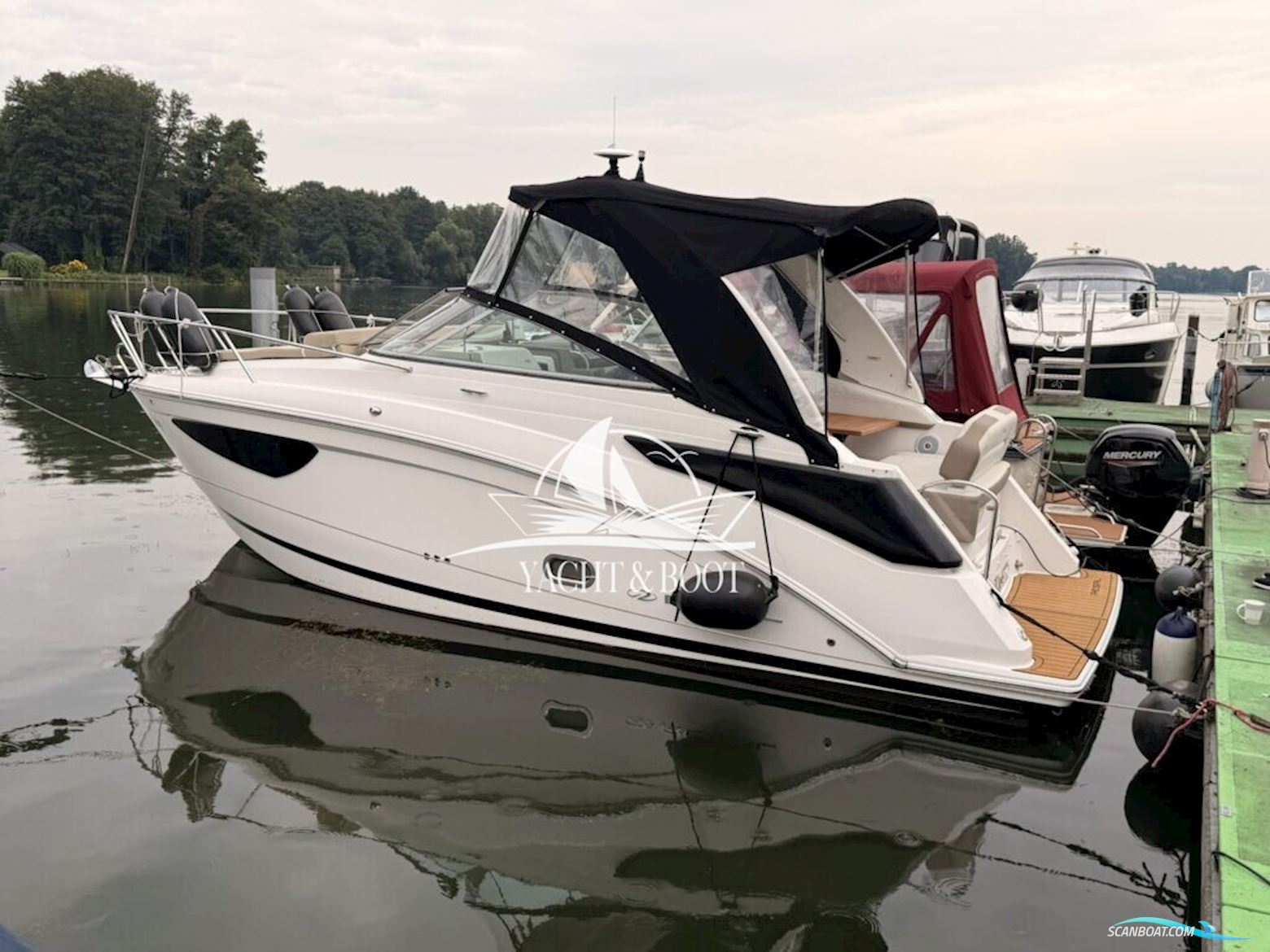 Regal 26 Express Motorboot 2017, mit Mercruiser motor, Deutschland