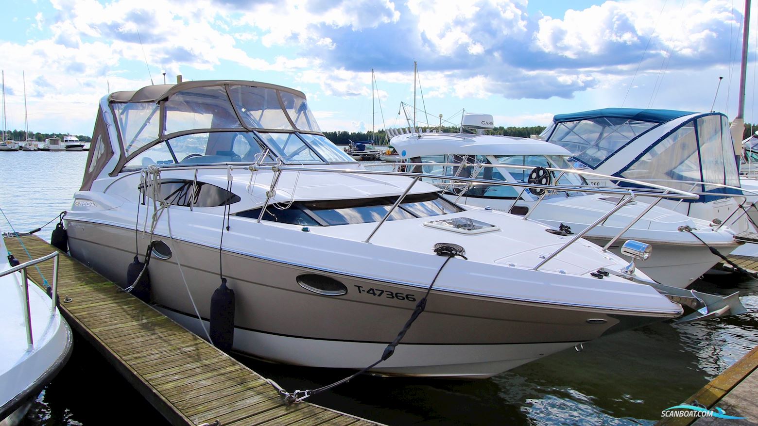 Regal 3060 Commodore Motorboot 2007, mit Volvo Penta 5.7 Gxi DP motor, Finland
