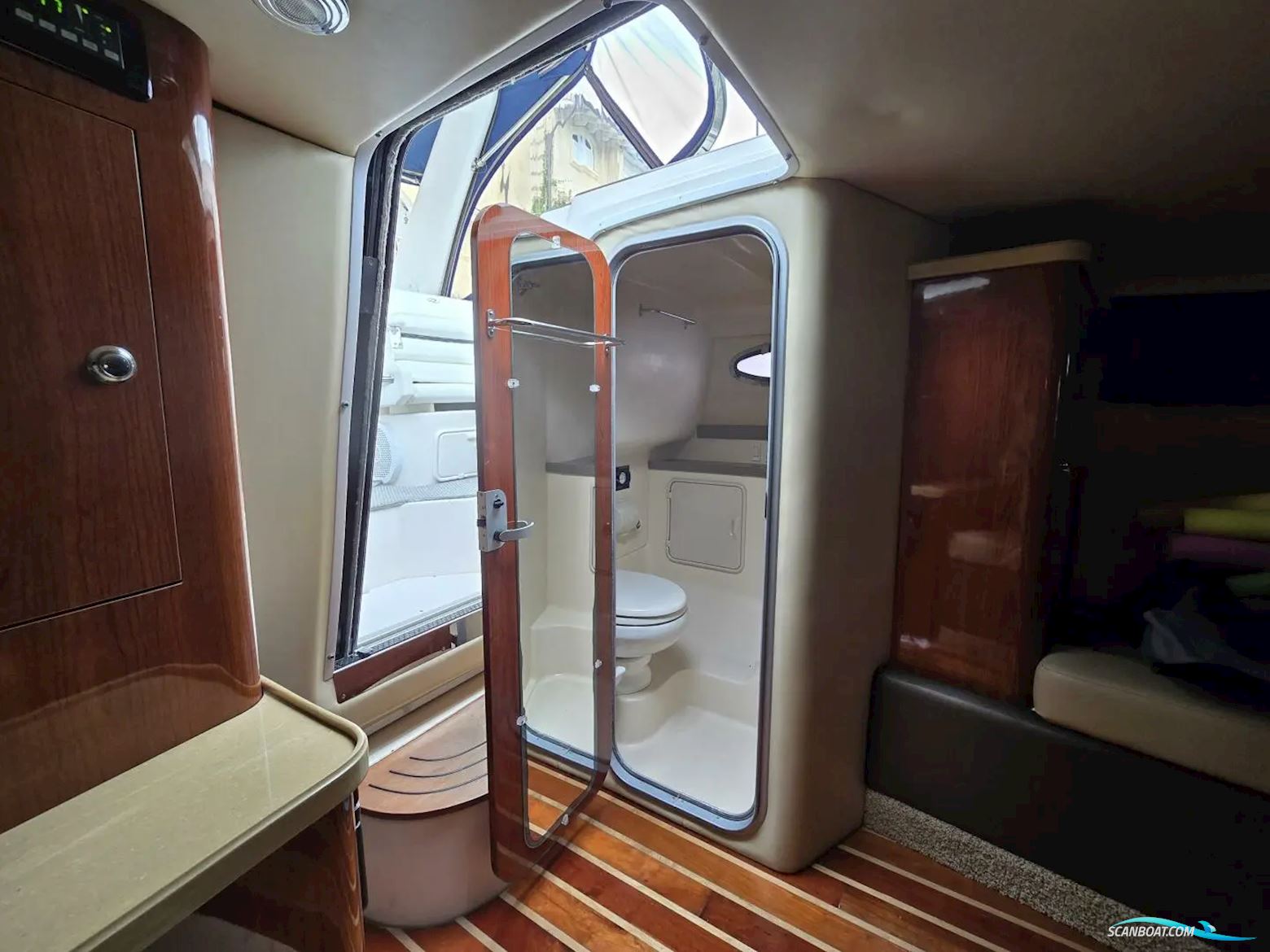 Regal 3360 Window Express