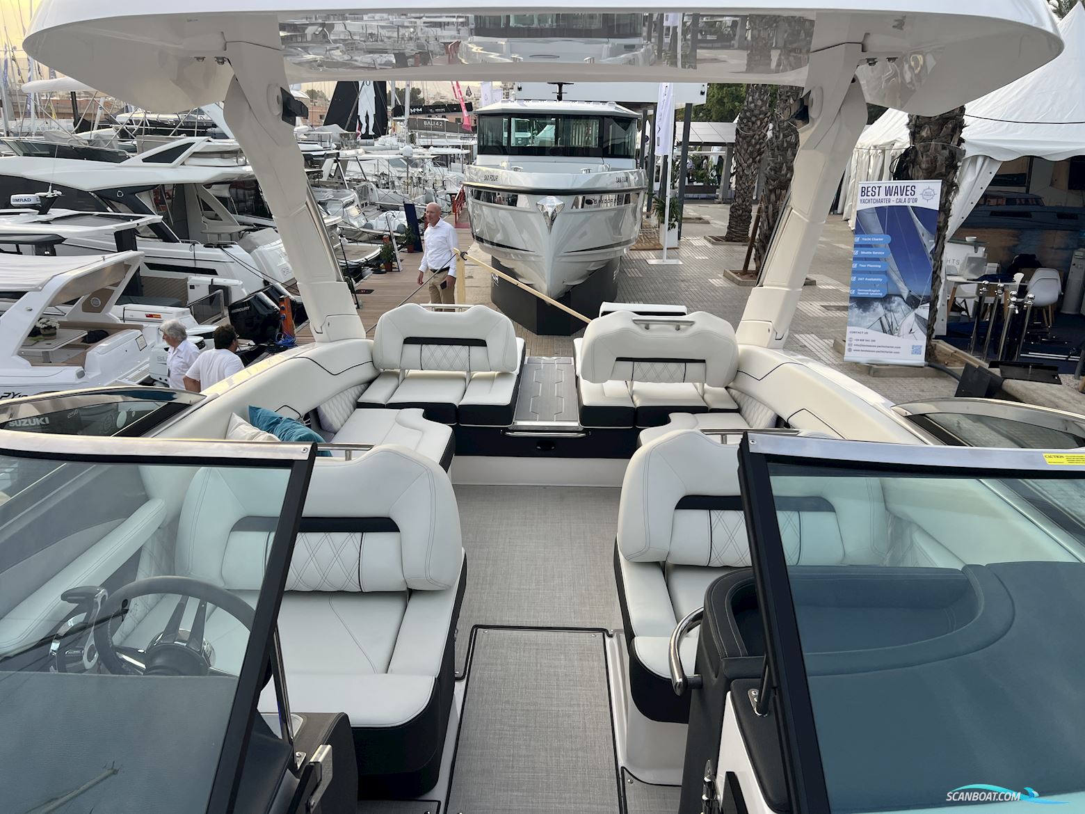 Regal LS6 Bowrider