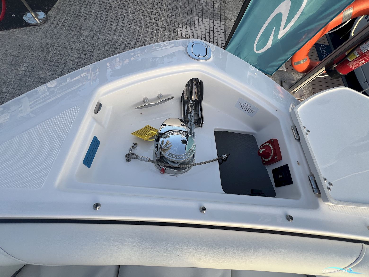 Regal LS6 Bowrider