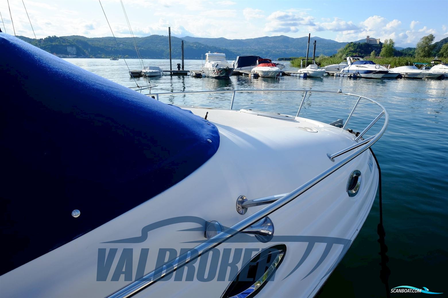 Regal Marine Commodore 2665