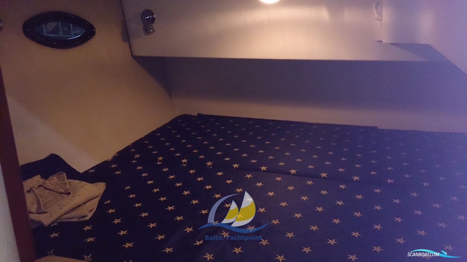 Regal Marine Regal 2665 Commodore Express