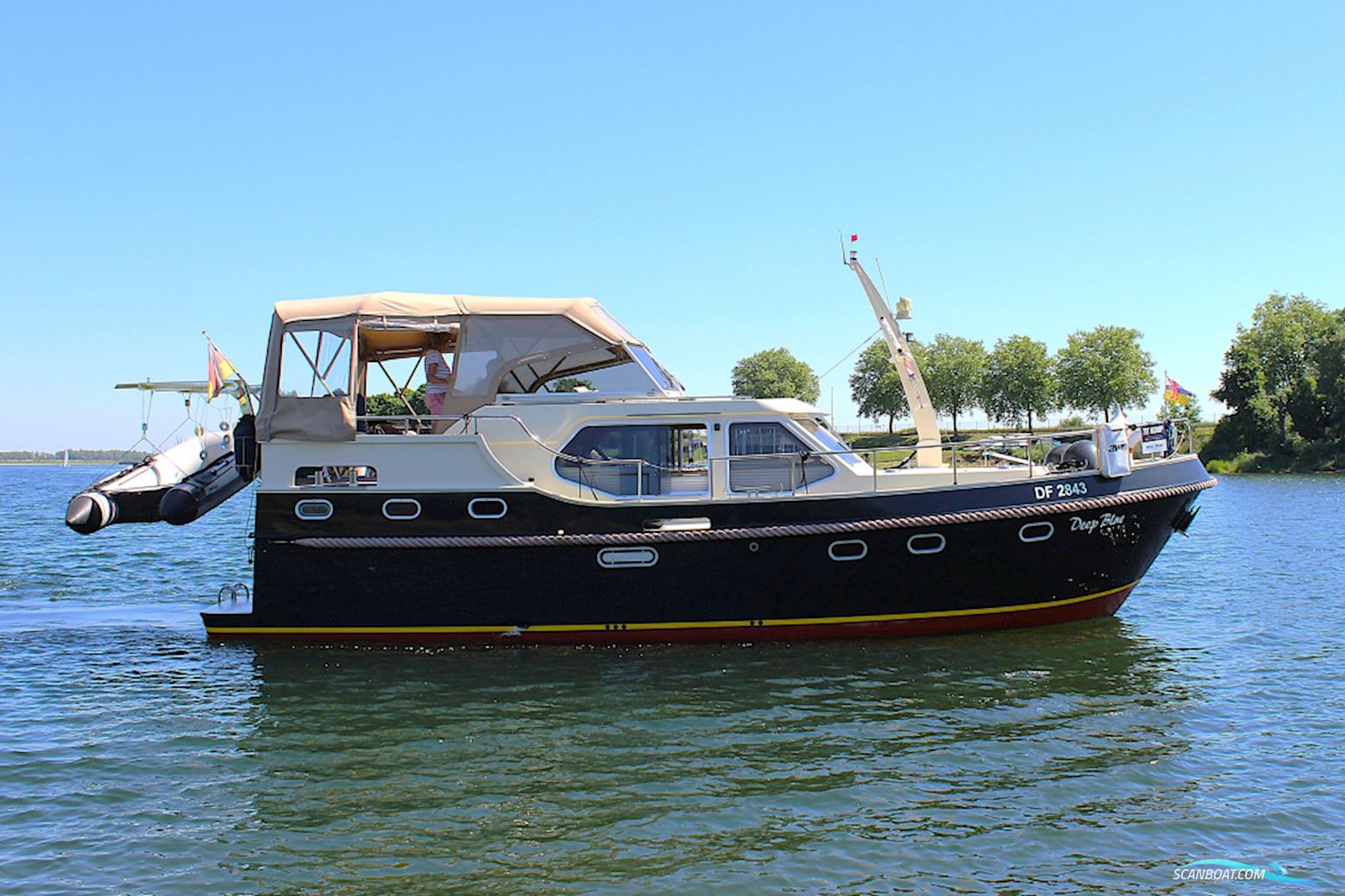 Reline Classic 1100 AC Motorboot 2015, mit Volvo Penta motor, Belgien