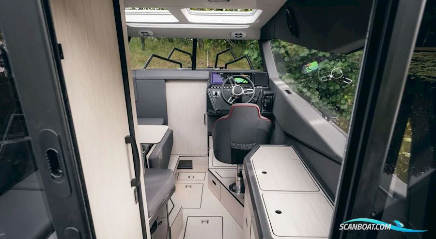 Reval Grade G8 Aluminium Cabin Boat