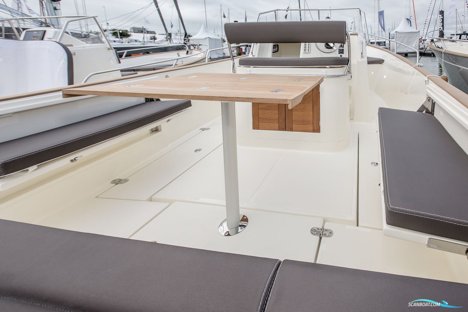 Rhéa 27 Open