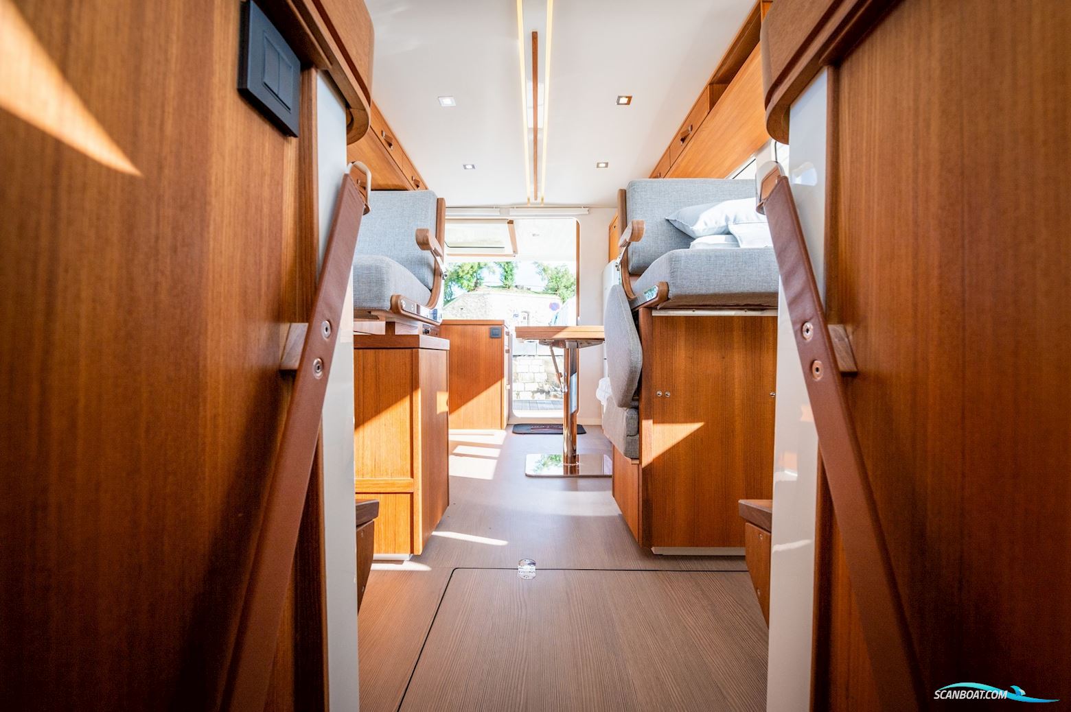Rhéa 34 Trawler