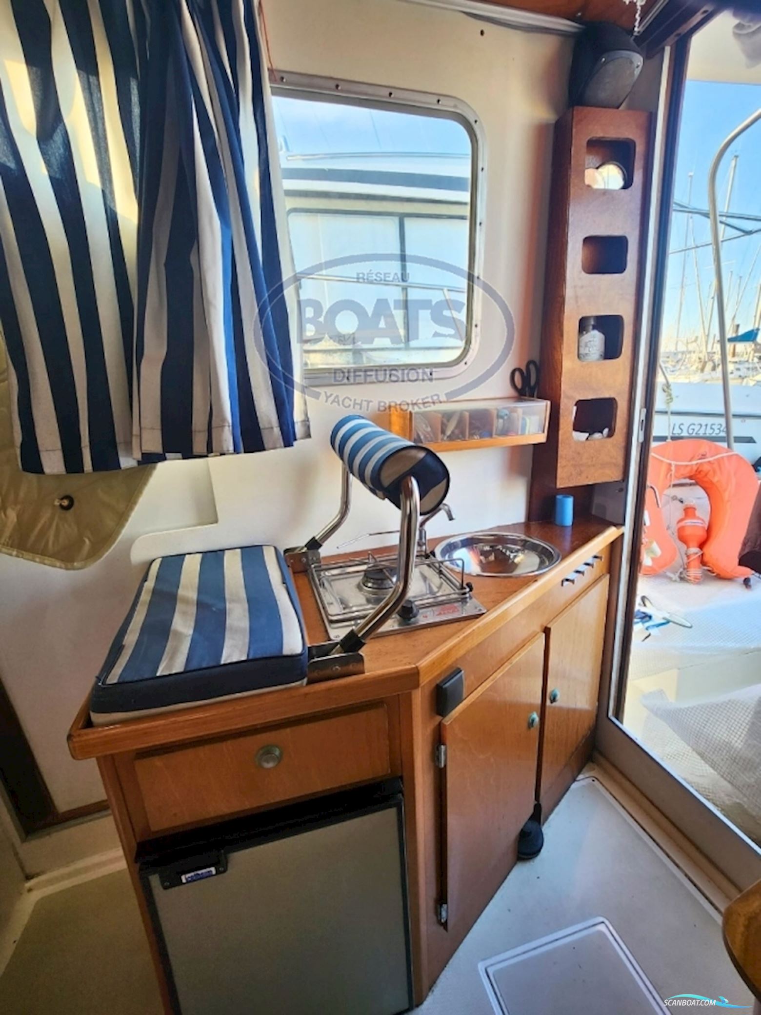 Rhea Marine RHEA 750 TIMONIER