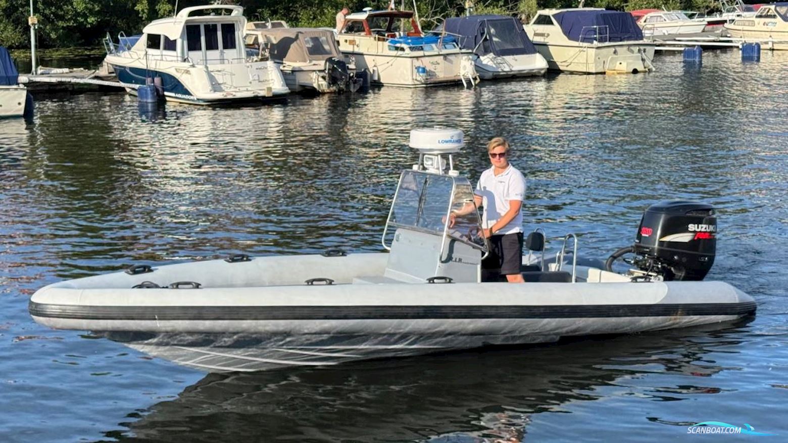 Rib Unlimited 700 Motorboot 2001, mit Suzuki motor, Sweden