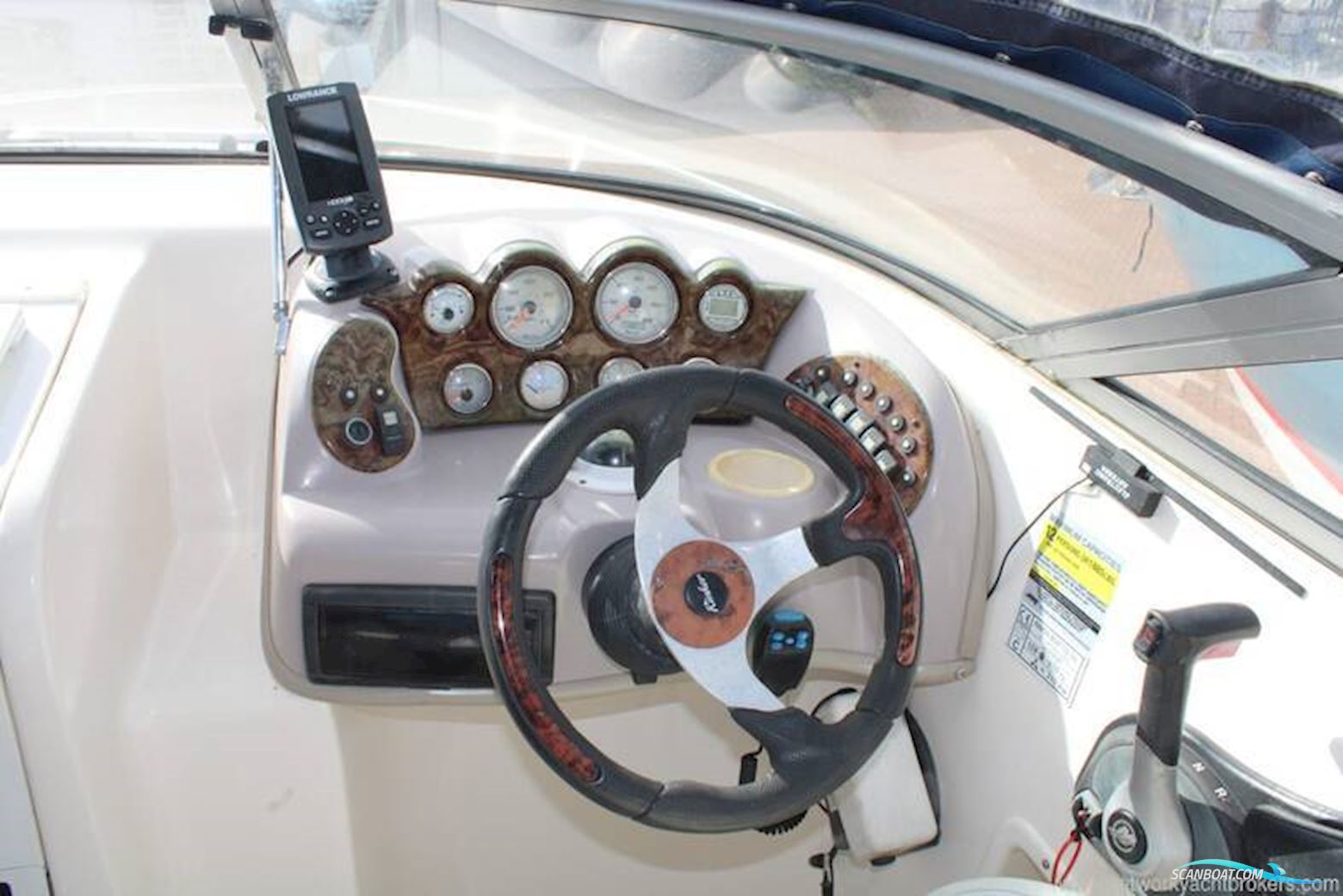 Rinker 232 Captiva