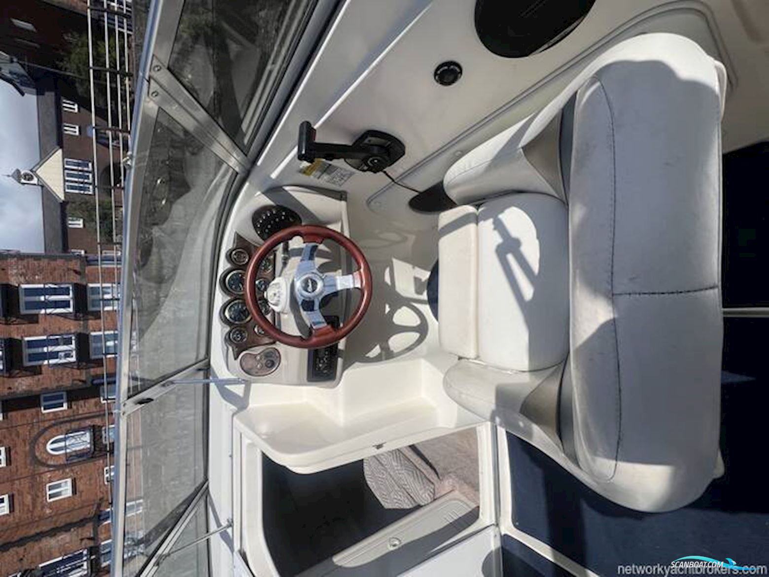 Rinker 232 Captiva