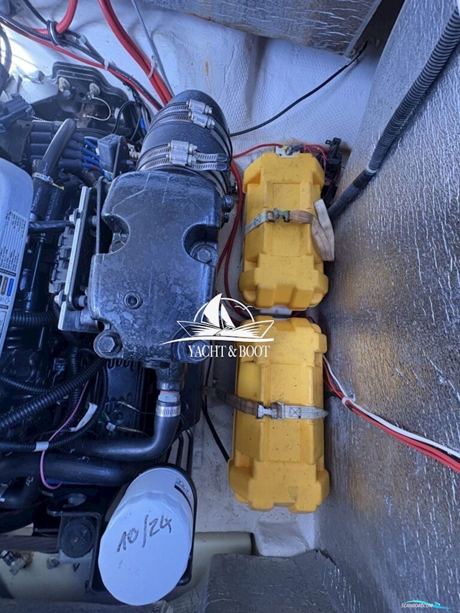 Rinker 246 Captiva CC