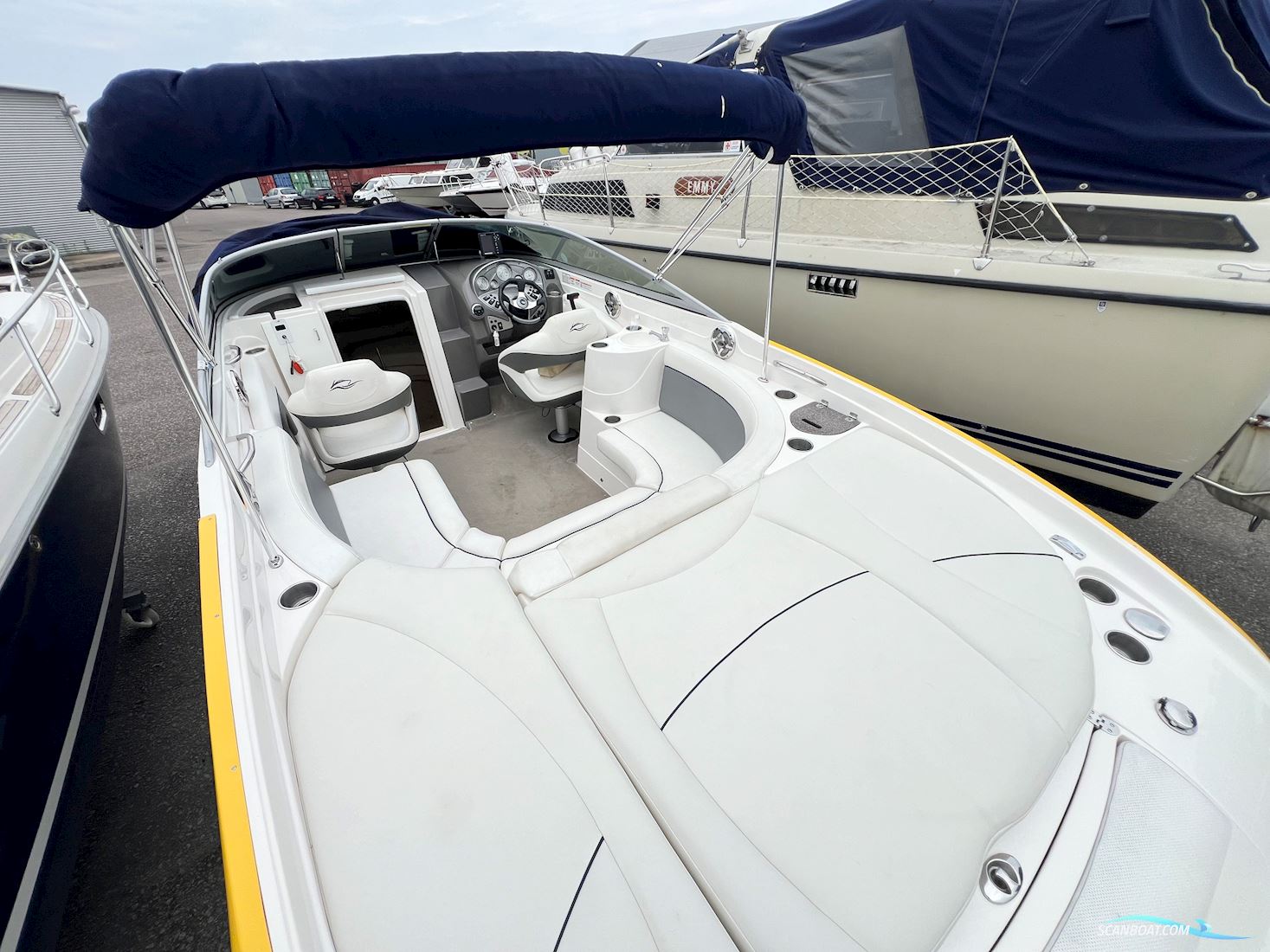 Rinker 246 Captiva