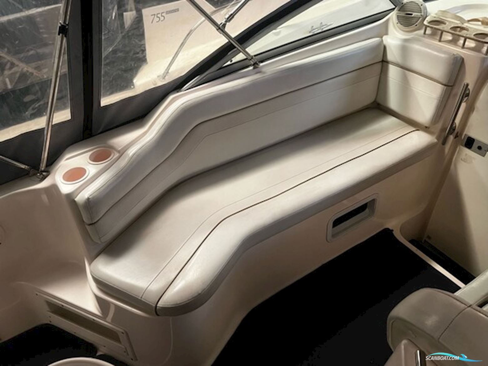 Rinker 27 Fiesta Vee, Volvo Penta 5.7 (Ferskvandskølet)