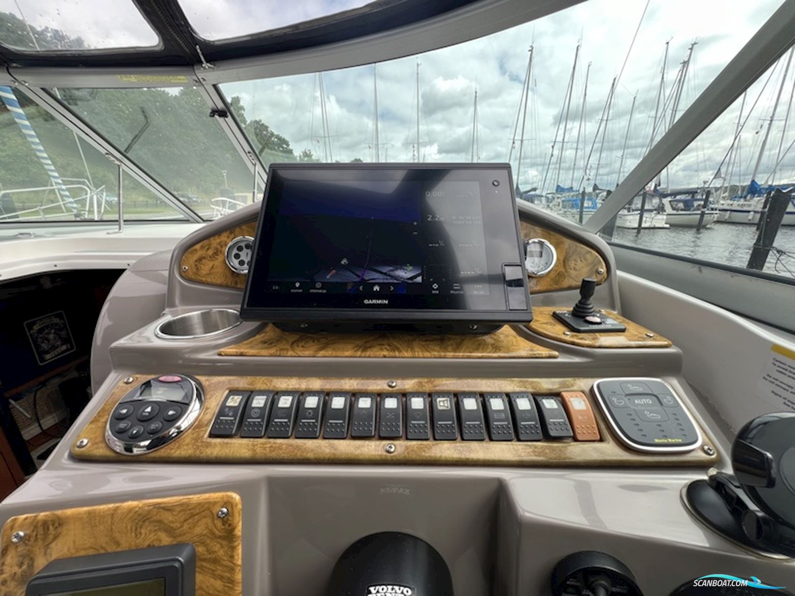 Rinker 280 Express Diesel